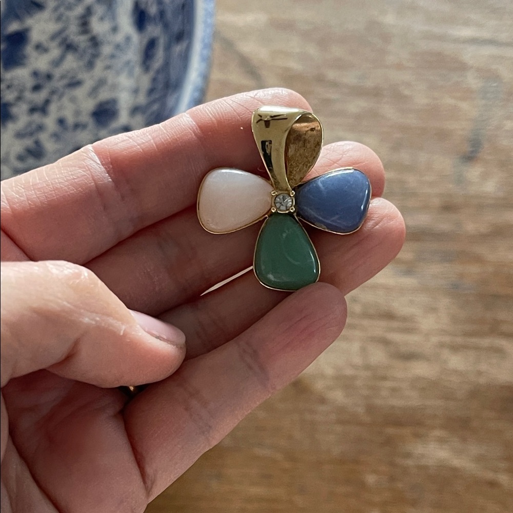 Vintage Avon Charm